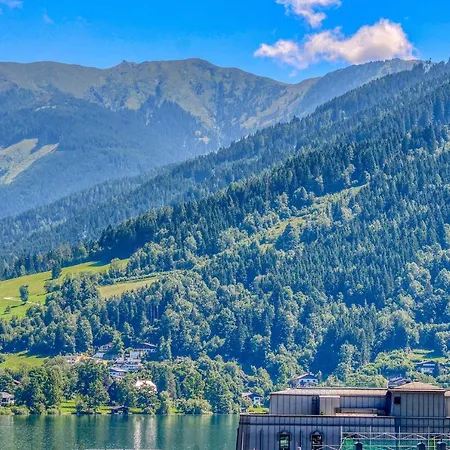 Daire Hensel - By Alpen Zell am See